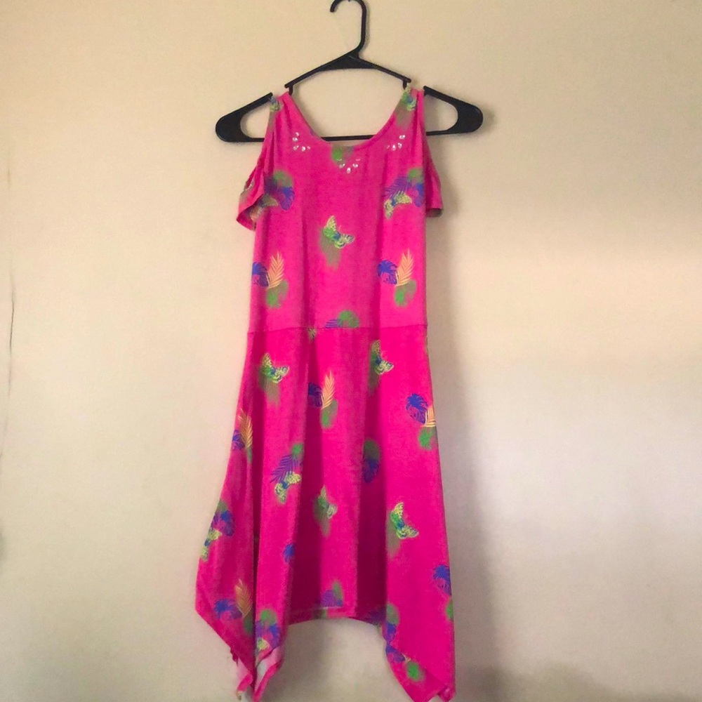 Off the shoulder tapered dress for summer